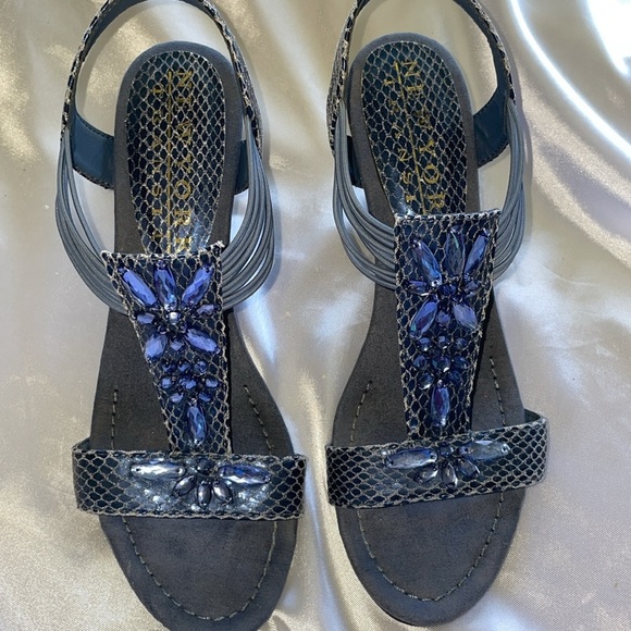 NEW YORK TRANSIT Embellished Cutout Wedges Snakeskin Print Stretch Ankle 8.5 New - Picture 13 of 14